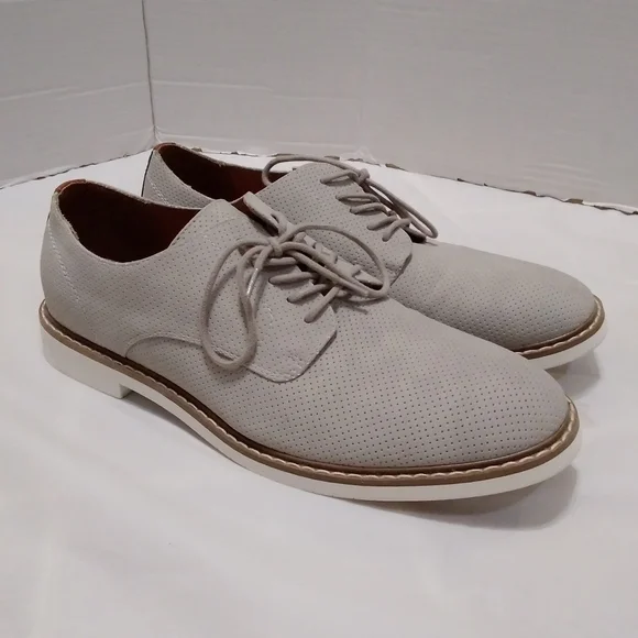 Tommy Hilfiger Seaside Men's 11 Gray EXCELLENT - Picture 1 of 9